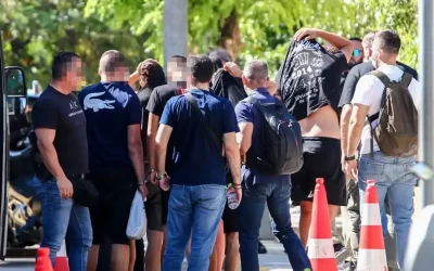 Φονική συμπλοκή στην Καλλιθέα: Παραδόθηκε ένας ακόμη νεαρός – Βαρύτατες διώξεις με οπαδικό υπόβαθρο