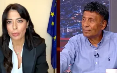 Εκρηκτική αντιπαράθεση Λατινοπούλου - Παϊτέρη: «Μοιάζετε για γύφτισσα» – «Από γύφτο δεν περίμενα τίποτα καλύτερο»