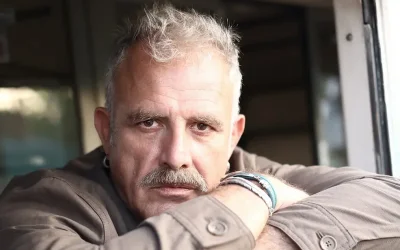 Μπλε Ώρες: Ένα συγκλονιστικό ερωτικό δράμα με μυστήριο και ανατροπές