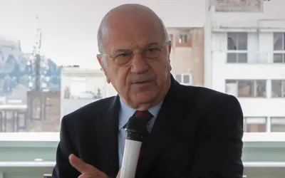 Πέθανε ο Νάσος Αθανασίου: Ένας εμβληματικός δημοσιογράφος και πολιτικός