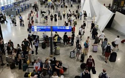 Φθηνές πτήσεις last minute: Πώς να τις βρείτε φέτος