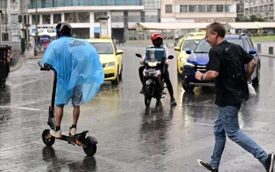 Δυναμώνει η κακοκαιρία: Ισχυρές μπόρες σε νέες περιοχές – Πότε φτάνει στην Αθήνα