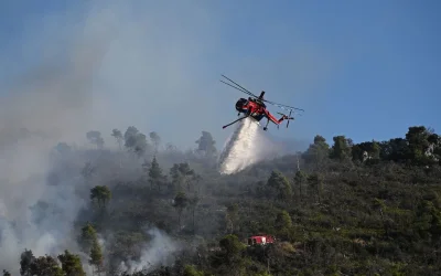 Μεγάλη φωτιά στα Χανιά: Μήνυμα από το 112 για το πύρινο μέτωπο στα Πλοκαμιανά Κισσάμου