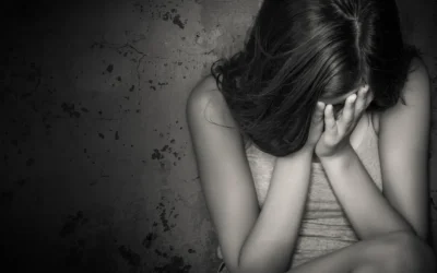 Απόπειρα βιασμού σε εμπορικό κέντρο στην Αθήνα: 18χρονος συνελήφθη για την επίθεση σε 14χρονη