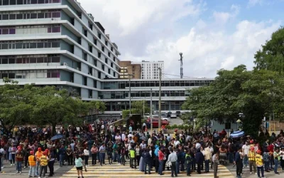 Σεισμός στο Μεξικό: Ισχυρή δόνηση 7,4 Ρίχτερ και προειδοποίηση για τσουνάμι. Η συγκλονιστική στιγμή