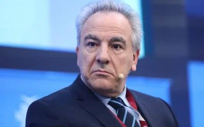 'Βόμβες' από τους Ρώσους φαρσέρ: Πώς παγίδευσαν τον Θάνο Ντόκο με ένα Gmail και απλό μακιγιάζ