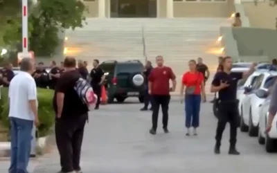Φωτιά στο Σισμανόγλειο: Ξεκίνησε από στρώμα ασθενή – Νεκρή 90χρονη από ανακοπή