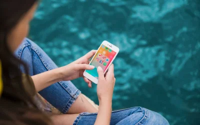 Τι να κάνετε αν το smartphone σας πέσει στο νερό: Οδηγίες και συμβουλές