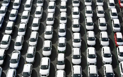 ΑΑΔΕ: Πρόστιμο 1,32 εκατ. ευρώ σε επιχείρηση που νοίκιαζε 132 αυτοκίνητα σε ακινησία