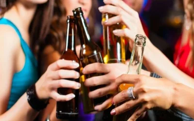 Αυξανόμενα περιστατικά μεθυσμένων ανηλίκων: Η πρώιμη κατανάλωση αλκοόλ και οι επιπτώσεις της