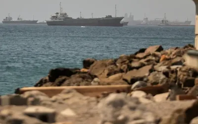 «Αόρατα» περάσματα τάνκερ από τα Στενά του Ορμούζ με τη βοήθεια των ΗΠΑ