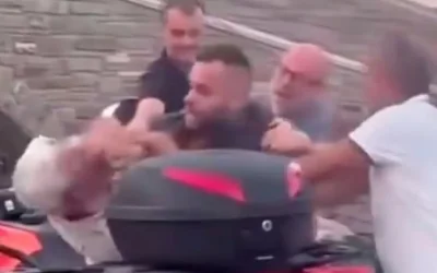 Απολύθηκε οδηγός ταξί στην Πάρο μετά από βίαιη επίθεση για θέση στάθμευσης