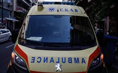 Τραγωδία στο Κιάτο: 40χρονος έπεσε από μπαλκόνι δεύτερου ορόφου