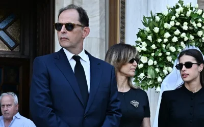 Οικουμενικό «αντίο» στον Γιάννη Βαρβιτσιώτη: Ποιοι βρέθηκαν στη Μητρόπολη Αθηνών. Ο επικήδειος Μητσοτάκη