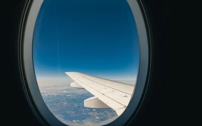 Εγκλωβισμένοι για 10 ώρες σε Airbus A380 της Emirates: Έσβησε ο κλιματισμός, λιποθυμίες και πανικός στο αεροδρόμιο της Κίνας