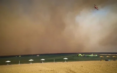 Φωτιά στη Λήμνο: Ενισχύθηκαν οι δυνάμεις πυρόσβεσης, ήχησε το 112