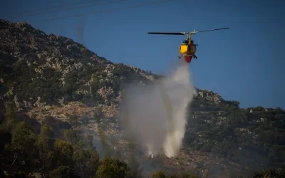 Φωτιές σε δασικές εκτάσεις σε Ξηρόμερο και Άγραφα
