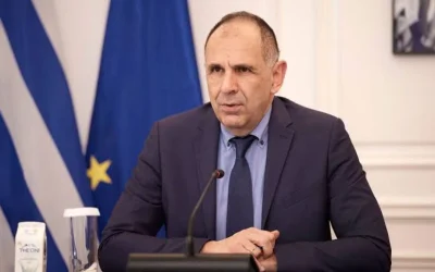 'Πόλεμος' για το δήθεν μυστικό δείπνο: Κατηγορηματική διάψευση από Γεραπετρίτη, Διαμαντοπούλου και Χριστοδουλάκη