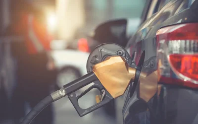 Η αμόλυβδη πάνω από τα 2 ευρώ σε 30 νομούς της χώρας