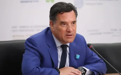 Η ανάρτηση του Άδωνι Γεωργιάδη για τον εμφύλιο και η ομιλία Παπανδρέου