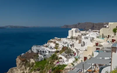 Η Σαντορίνη από 75 κλίνες σε παγκόσμιο προορισμό μέσα σε 55 χρόνια