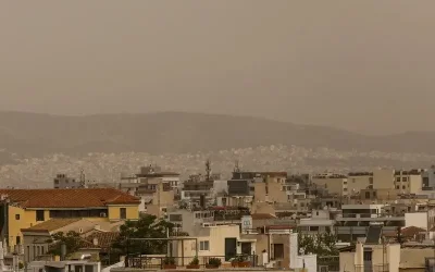 Καιρός: Με τοπικές βροχές και αφρικανική σκόνη η τελευταία Κυριακή του Αυγούστου