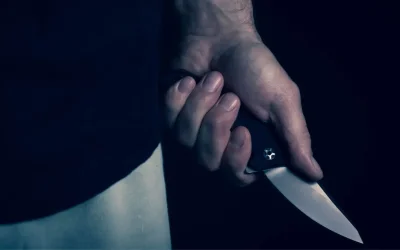 Κινητοποίηση στον Πύργο για 45χρονο που κυκλοφορούσε με μαχαίρια