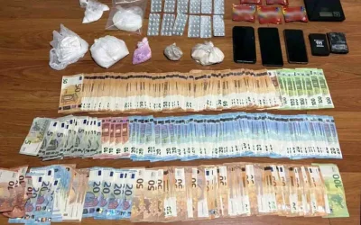 Κύκλωμα διακίνησης ναρκωτικών στη δυτική Αττική: Συλλήψεις και ο ρόλος του νευροψυχολόγου