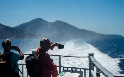 Κρίσιμο τριήμερο με καύσωνα και θυελλώδη μελτέμια: Υψηλός κίνδυνος πυρκαγιών