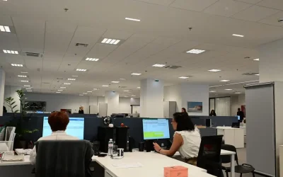 Μπόνους έως έναν επιπλέον μισθό για 40.000 δημοσίους υπαλλήλους