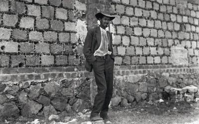 Ο Φορτίνο Σαμάνο, το τελευταίο τσιγάρο και το τραγούδι του Θανάση Παπακωνσταντίνου