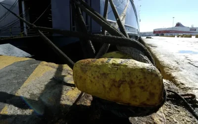 Απαγορευτικό απόπλου από Λαύριο και Ραφήνα λόγω ισχυρών ανέμων. Αλλαγές και στον Πειραιά