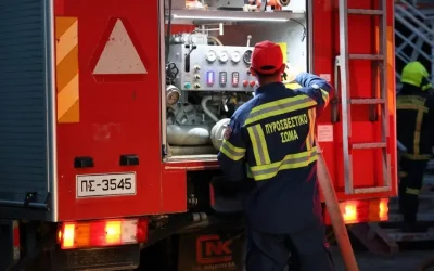 Πυρκαγιά σε φορτηγό πλοίο σε ναυπηγείο στην Αμαλιάπολη Μαγνησίας