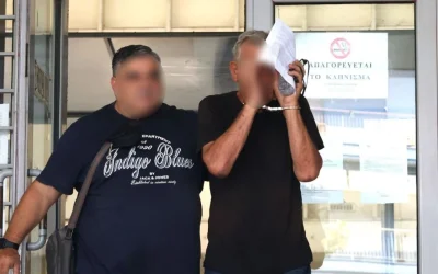 Βίντεο ντοκουμέντο από τη δράση του 59χρονου εμπρηστή στη Σίνδο