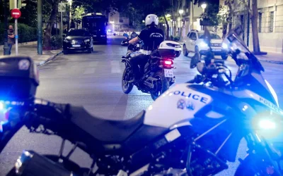 Συγκλονίζει η μητέρα του 18χρονου που μαχαιρώθηκε στον Άγιο Δημήτριο