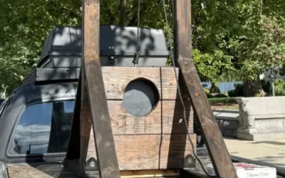 Σύλληψη άνδρα με γκιλοτίνα σε φορτηγό κοντά στο Καπιτώλιο