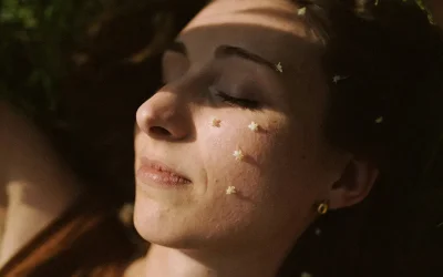 Τρία ζώδια που αρχικά φαίνονται εσωστρεφή, αλλά γίνονται οι πιο δοτικοί φίλοι