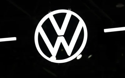 Volkswagen: Οι μισές από τις 50.000 επιπλέον περικοπές θέσεων εργασίας στη Γερμανία