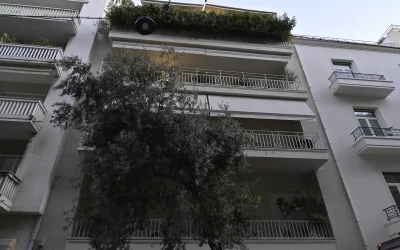 Η έρευνα του ΙΣΑ στο ιατρείο του Κολωνακίου: Ευρήματα για άδειες και πλασμαφαίρεση