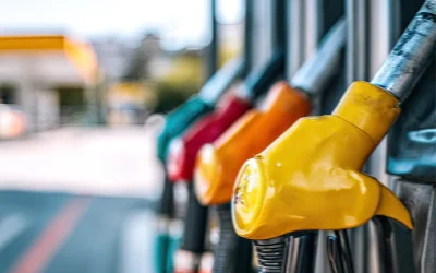 Η κυβέρνηση εξετάζει μέτρα για τις τιμές ενέργειας εν μέσω ανησυχίας για τη Μέση Ανατολή