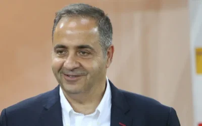 Η ΝΕΟΜ έβαλε τέλος στο σερί της Αλ Χιλάλ, αποθεώθηκε ο Κούλης Δουρέκας