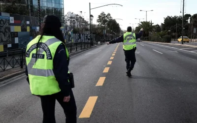 Η Τροχαία αλλάζει στρατηγική: Αλκοτέστ και μέρα μεσημέρι στην Αττική