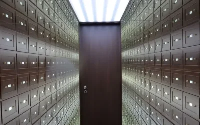 Κληρονόμος βρήκε 2 δισ. λιρέτες σε θυρίδα, αλλά δεν μπορεί να τις εξαργυρώσει