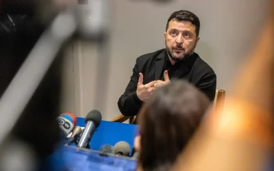 Ο Ζελένσκι επαναλαμβάνει την ετοιμότητα για τριμερή συνάντηση με Πούτιν και Τραμπ
