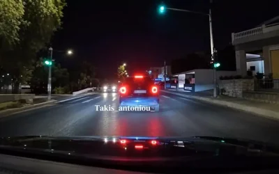 Οδηγός κινούνταν ανάποδα στην Παραλιακή στη Βούλα: Αποφεύχθηκε μετωπική σύγκρουση