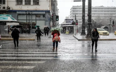 Οι τεράστιοι όγκοι βροχής έπληξαν την κεντρική Ελλάδα – Στην Εύβοια τα περισσότερα προβλήματα