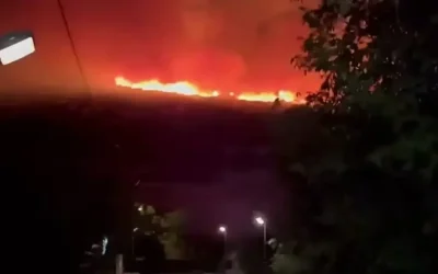Ολονύχτια μάχη με τις φλόγες στη Φλώρινα: Εκκενώθηκε η Κρυσταλλοπηγή