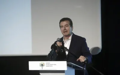 Παρεμβάσεις Χρυσοχοΐδη, επίσκεψη Μητσοτάκη στο Καστελλόριζο και κινήσεις Ανδρουλάκη