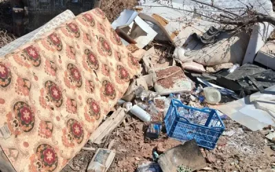Περιβαλλοντικό πλήγμα στη Χαλκιδική: Σκουπίδια και φυτοφάρμακα απέναντι από αρχαιολογικό χώρο