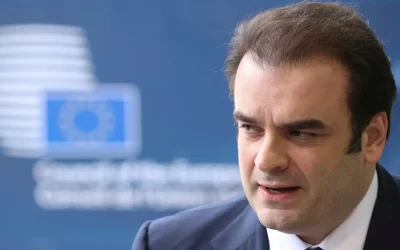 Πιερρακάκης: Ο κατακερματισμός του ευρωπαϊκού τραπεζικού συστήματος λειτουργεί ως στρατηγικός φόρος